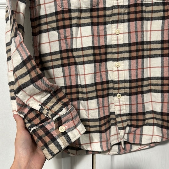 AMERICAN EAGLE - Men’s Soft Flannel Button Down Shirt - Picture 5 of 13